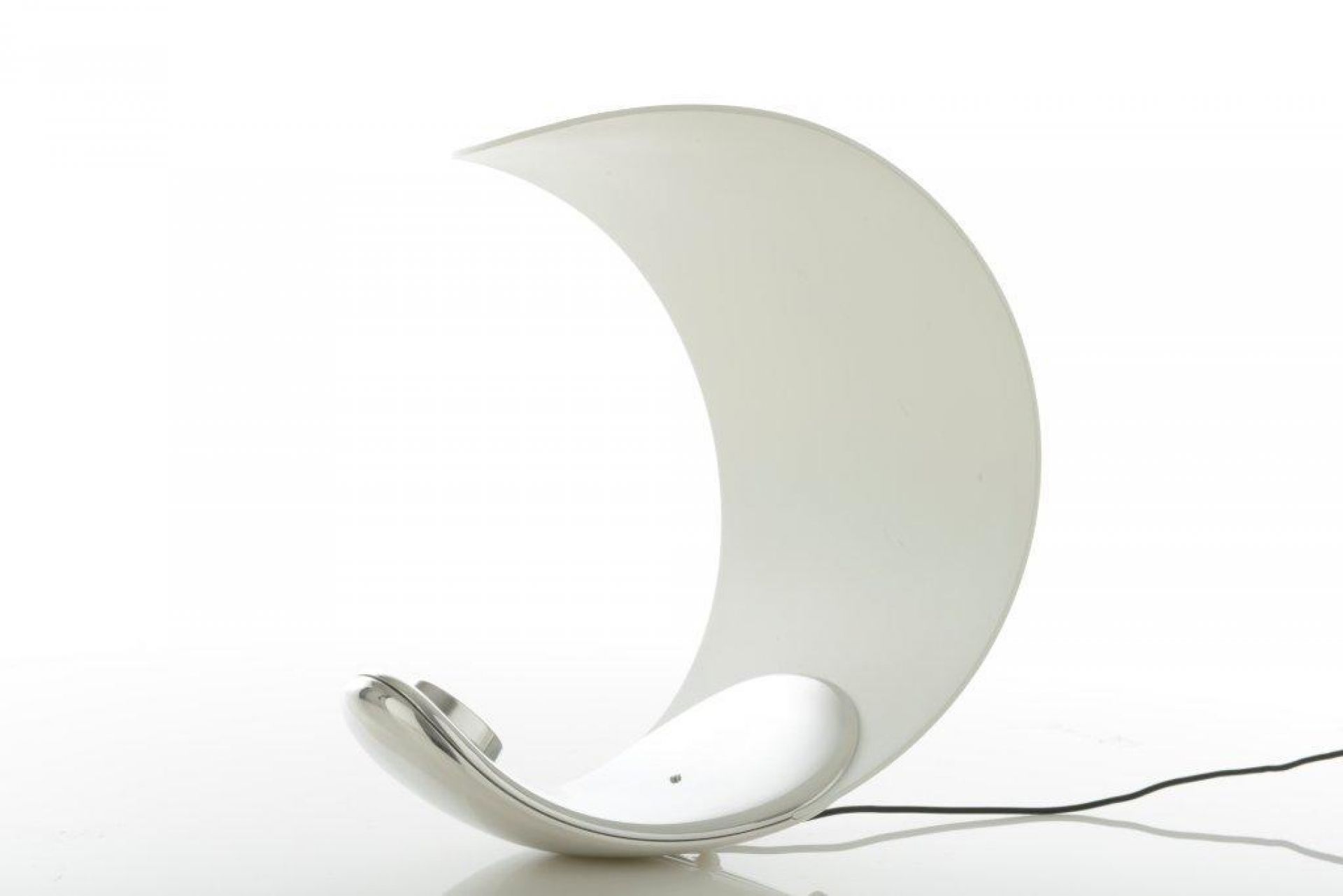 D76 Curl Table Lamp Luceplan